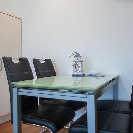 アパート Haus-meeresglueck-wohnung-seehase ダーメ