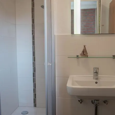 Haus-meeresglueck-wohnung-seehase